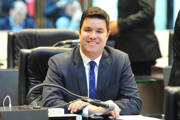 Guto Silva Destina R$1 Milhão para Saúde em Pato Branco