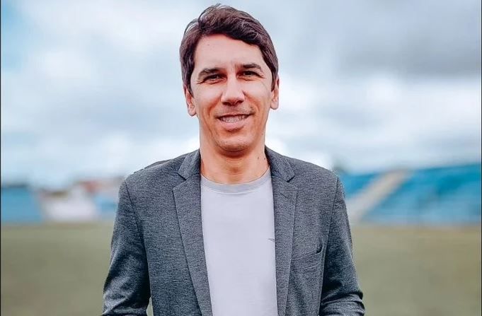 São Joseense contrata técnico Lúcio Flávio, ex-Botafogo
