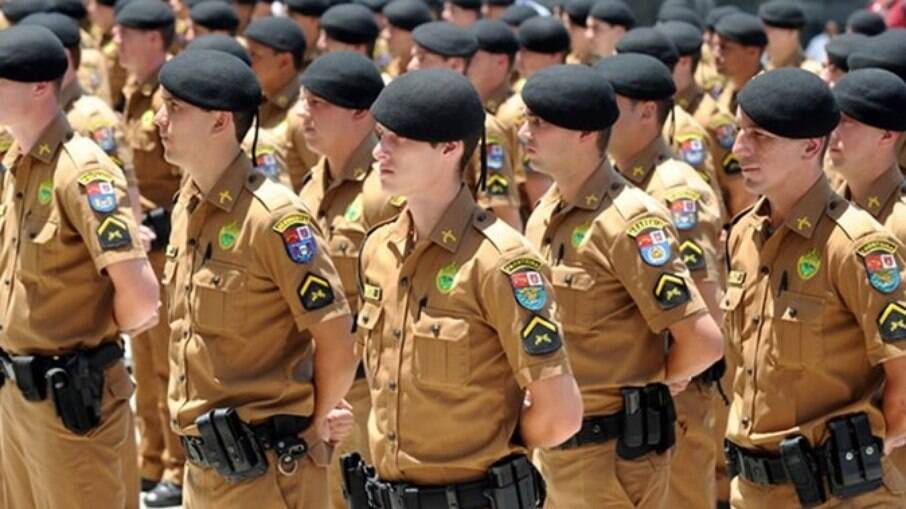 O governador anunciou a publicação de um edital para um concurso da Polícia Militar do Paraná (PM PR), que oferecerá 2 mil vagas.